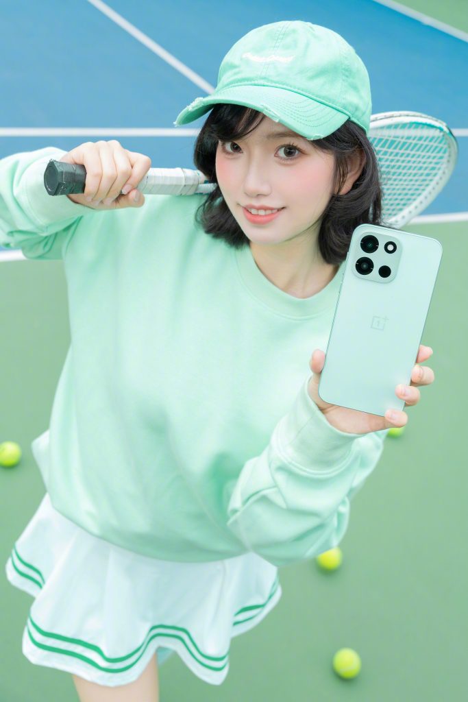 004dYw4Bly1i8uhpvxphjj647s6bkb2j02