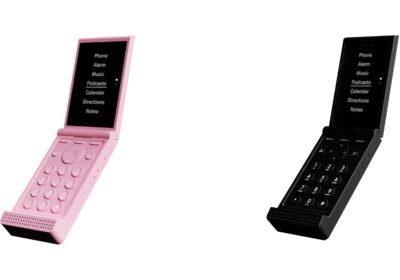 Light officially unveils its Light Flip phone; the device hits back with nostalgia with its retro style