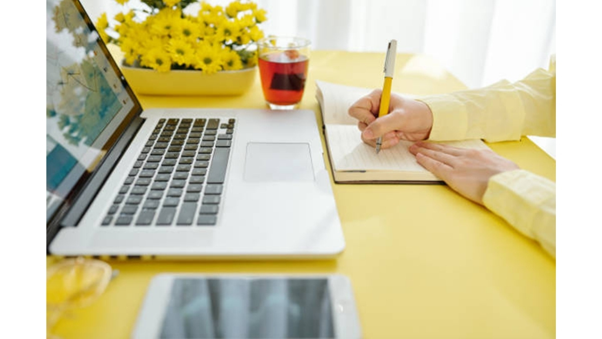 Why Paraphrasing Tools Are Becoming Useful For Everyday Digital Writing